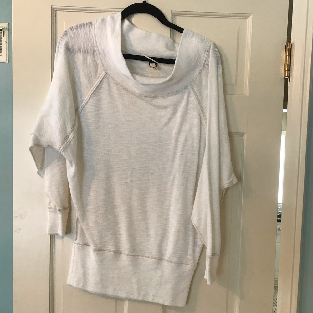 Long sleeve top